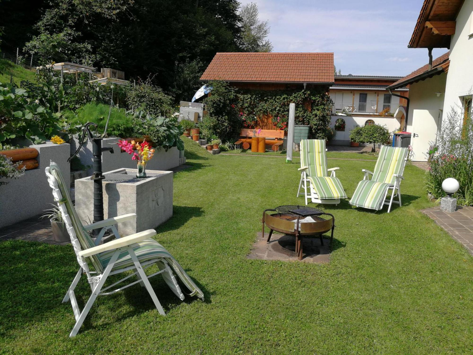 Privatzimmer Am Weinbrunnen Vorchdorf Exterior photo
